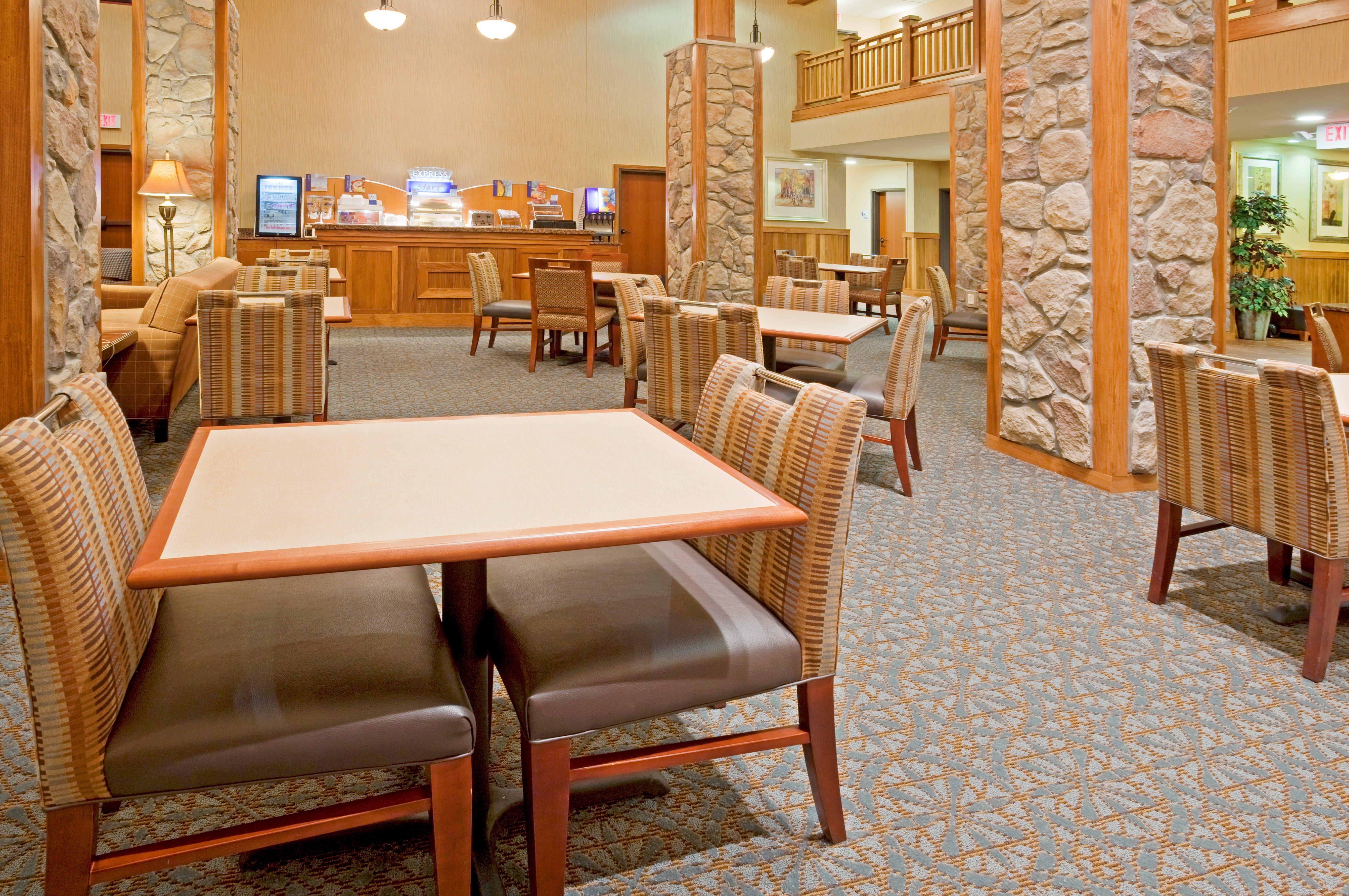Comfort Inn & Suites Mountain Iron And Virginia Esterno foto