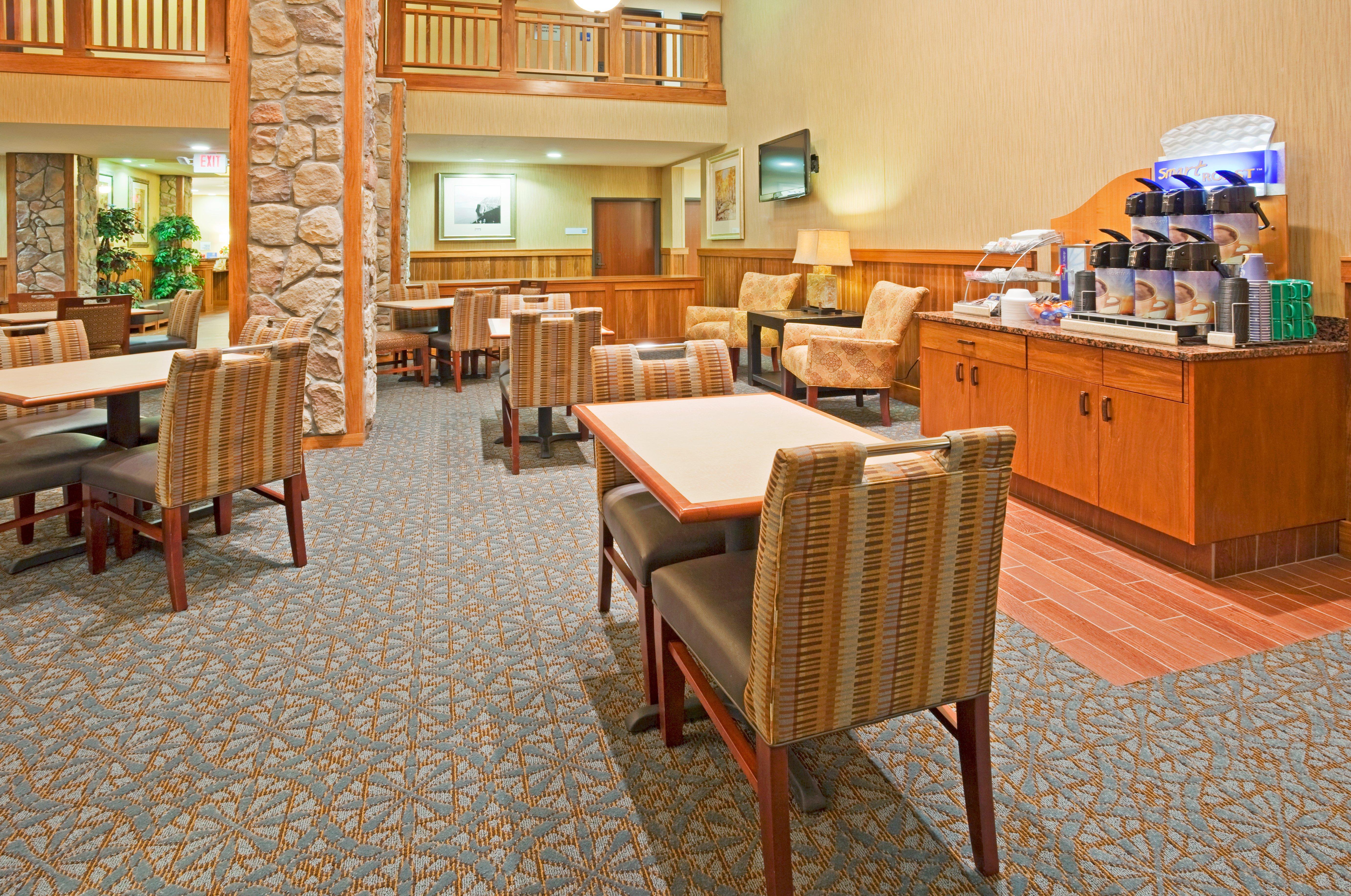 Comfort Inn & Suites Mountain Iron And Virginia Esterno foto