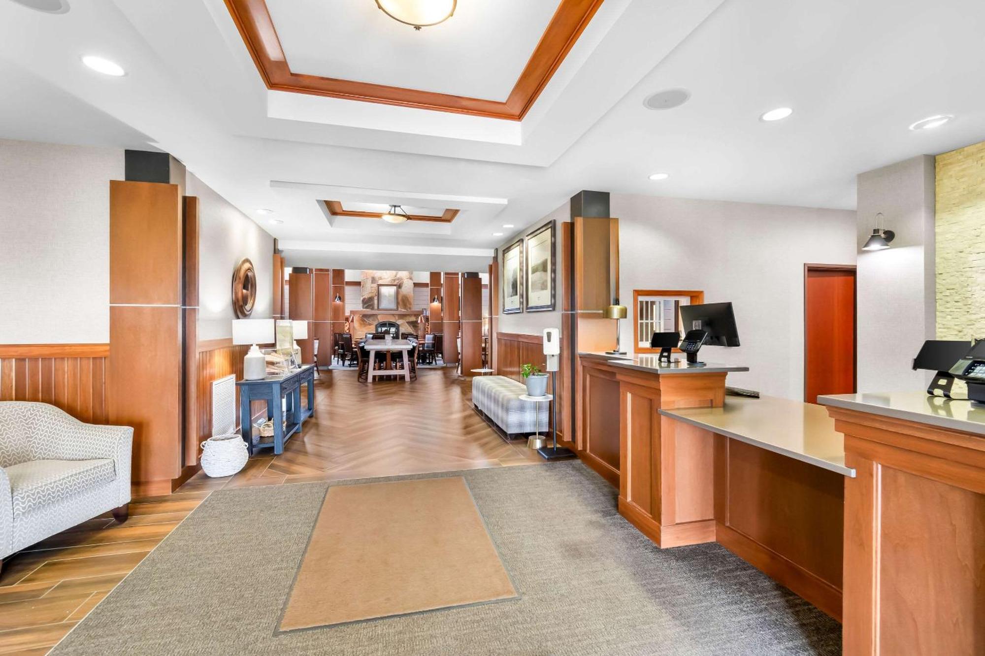 Comfort Inn & Suites Mountain Iron And Virginia Esterno foto