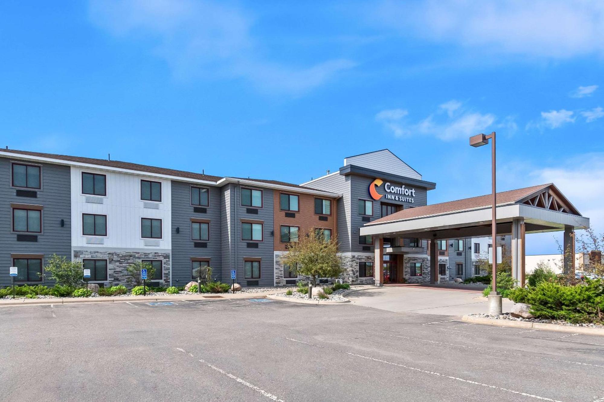 Comfort Inn & Suites Mountain Iron And Virginia Esterno foto