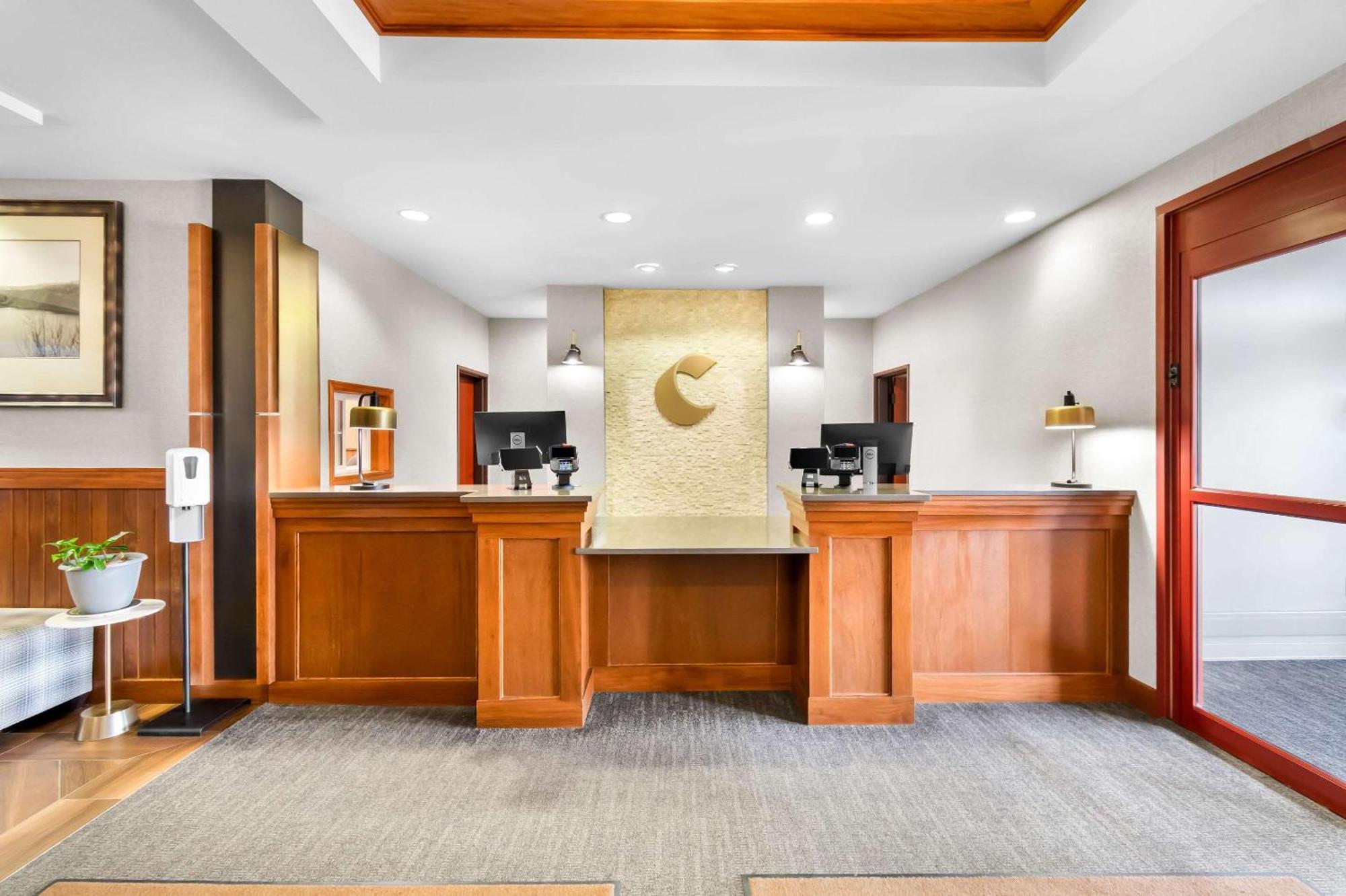 Comfort Inn & Suites Mountain Iron And Virginia Esterno foto