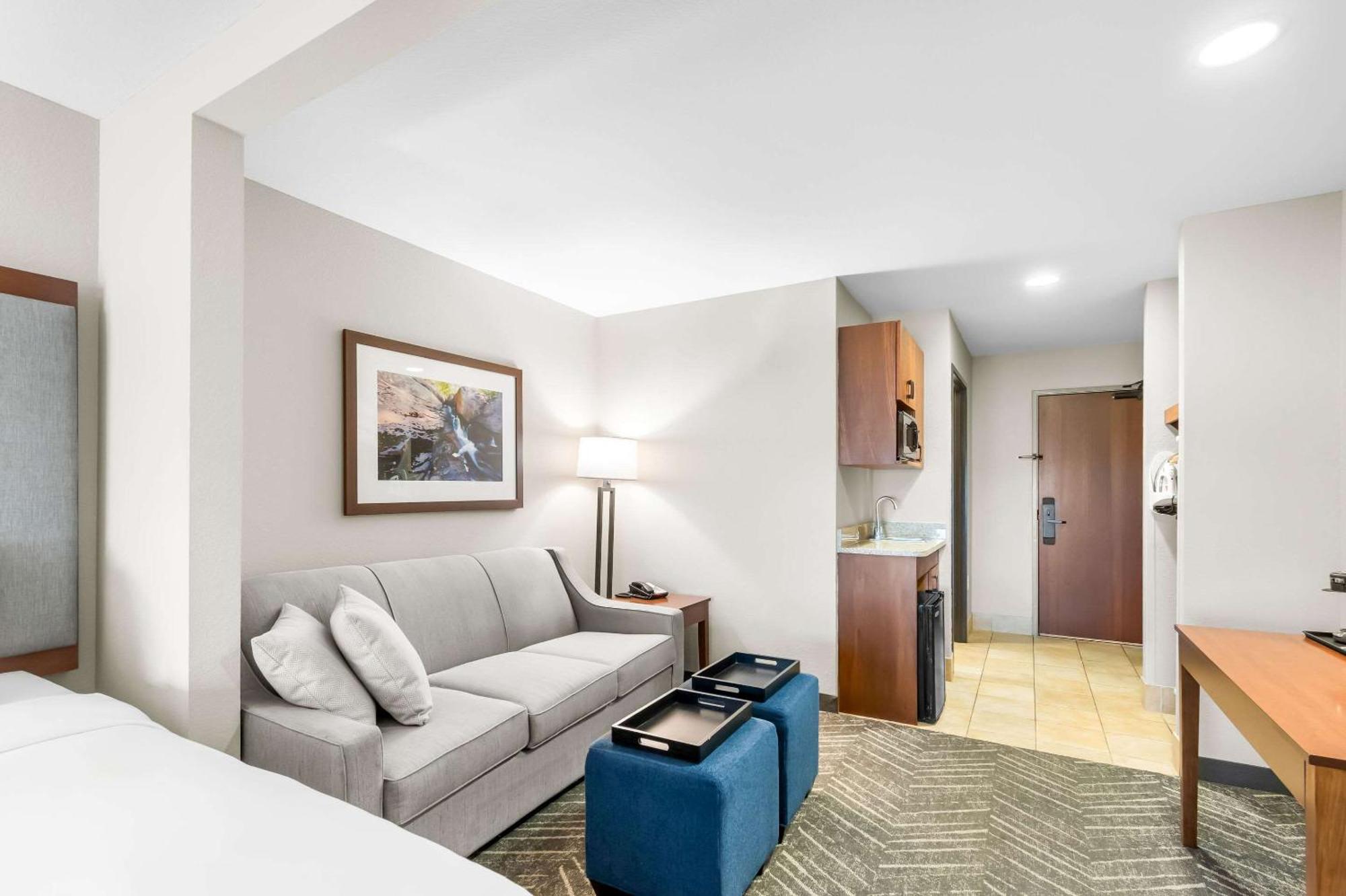 Comfort Inn & Suites Mountain Iron And Virginia Esterno foto