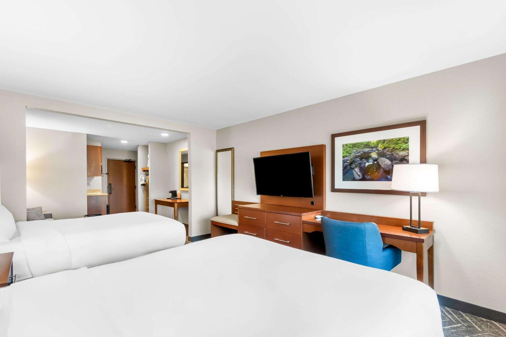 Comfort Inn & Suites Mountain Iron And Virginia Esterno foto
