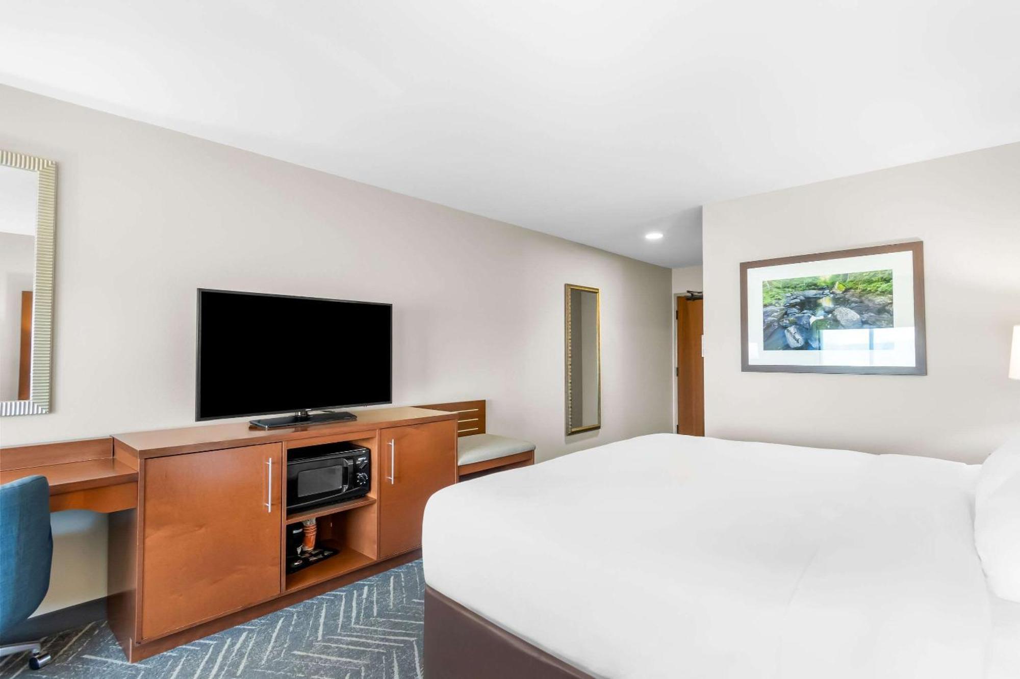 Comfort Inn & Suites Mountain Iron And Virginia Esterno foto