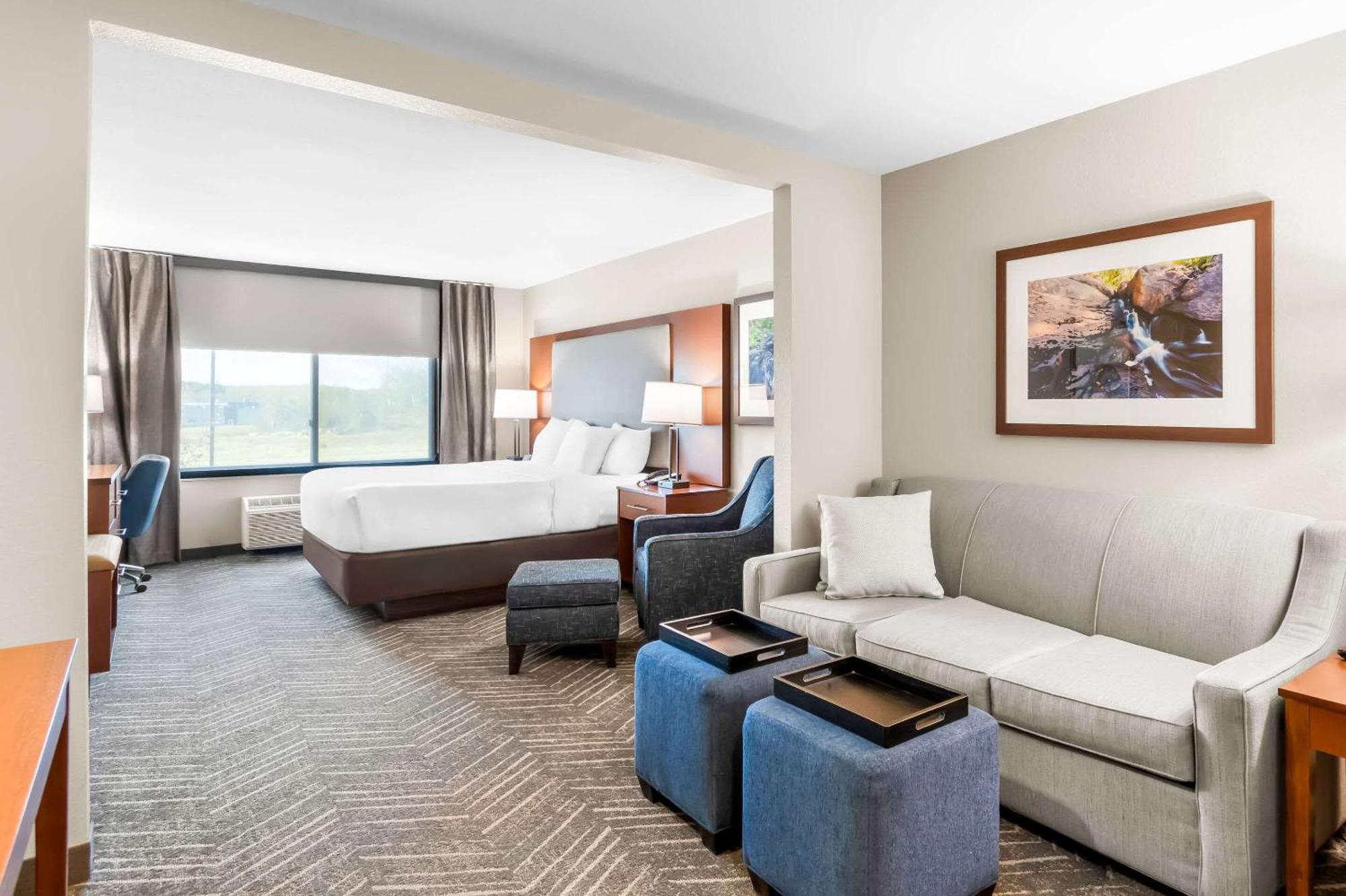Comfort Inn & Suites Mountain Iron And Virginia Esterno foto